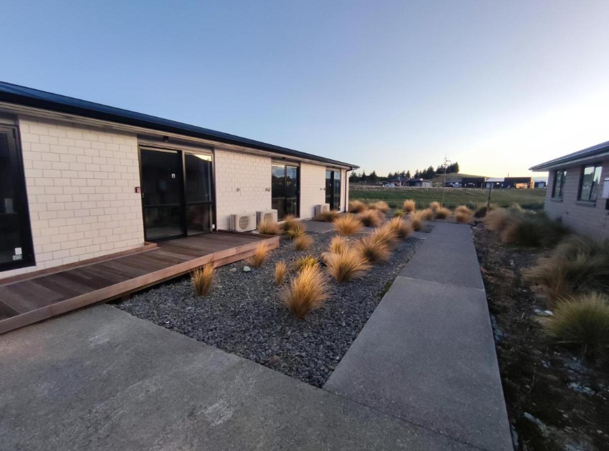 April Apartments Lake Tekapo Exteriör bild